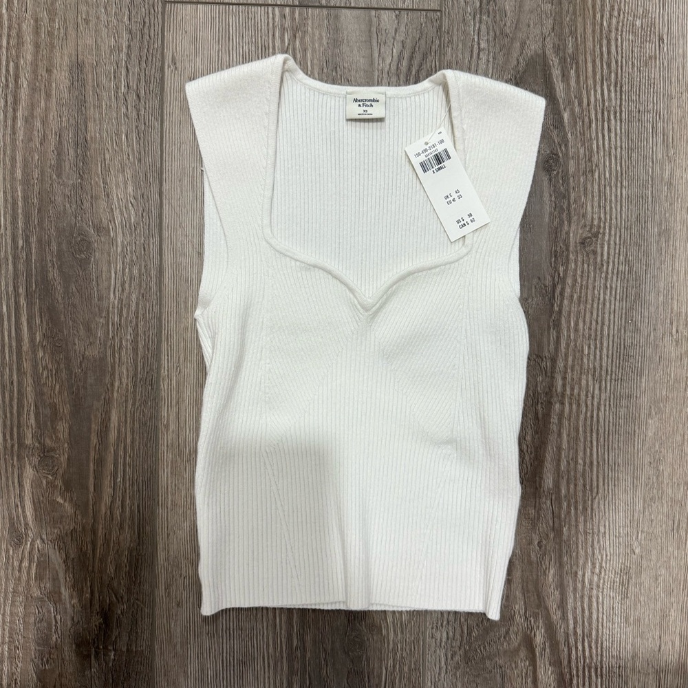 A&F sweetheart knitted tank top